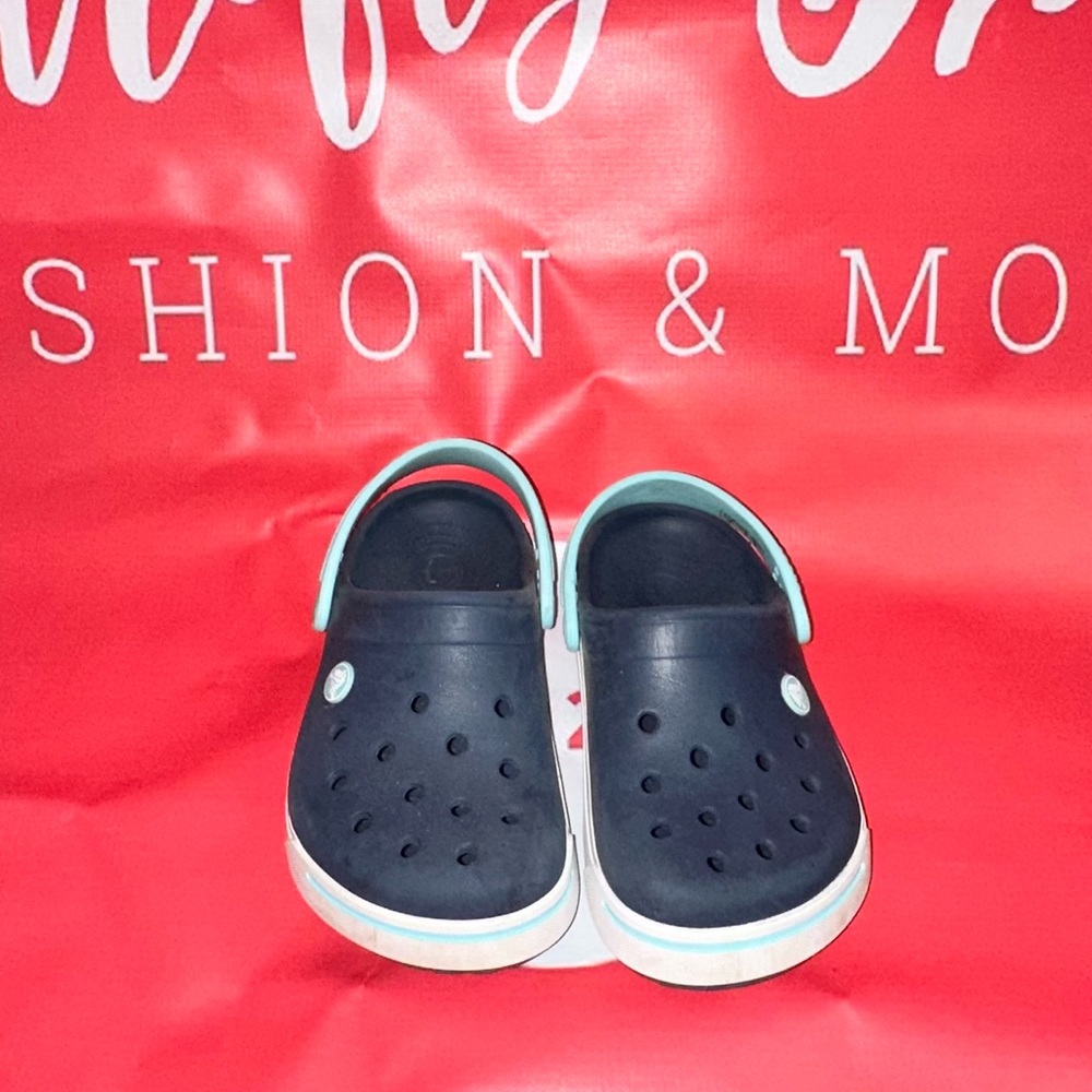 Crocs - Picture 5 of 5